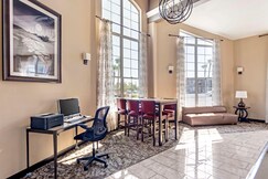 Best Western China Lake Inn