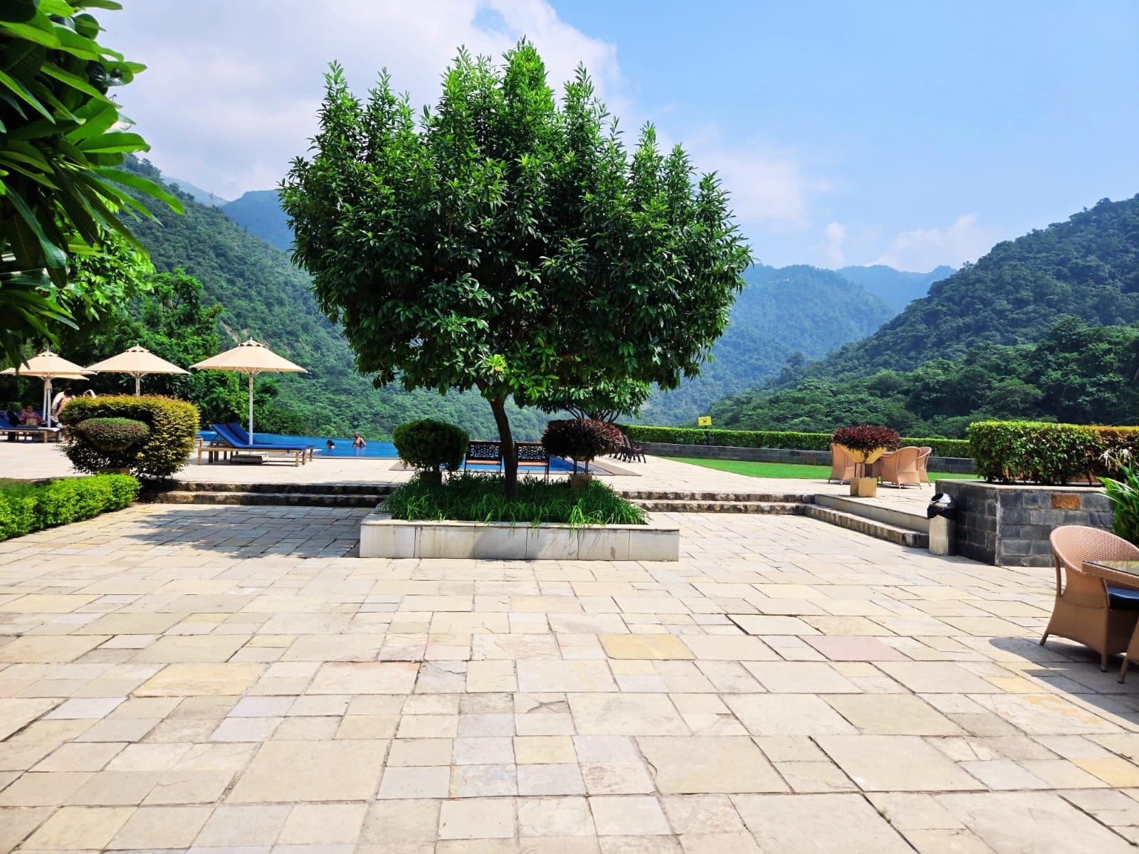 Aloha Luxury Apartments by Blissful Ganges - Tap to explore photos