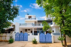 HIRA ,A Vintage Blue Haven in Gwalior MP