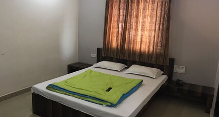 Mahalaxmi Deluxe Lodging Room Type - Deluxe Room Non AC