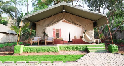LIVAA NEST Room Type - Luxury Tent With Jacuzzi