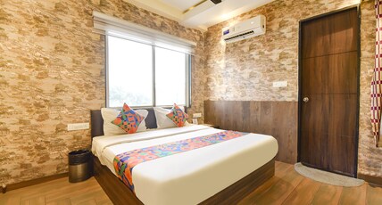 FabHotel Rudraksh Inn Room Type - Premium Room FabHotel Rudraksh Inn Room Type - Premium Room