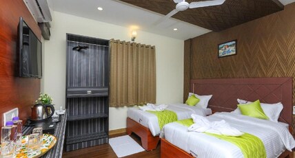 ROYAL GRAND Room Type - Standard Twin AC
