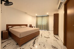 Address of MID TOWN RESIDENCY (LODGE)