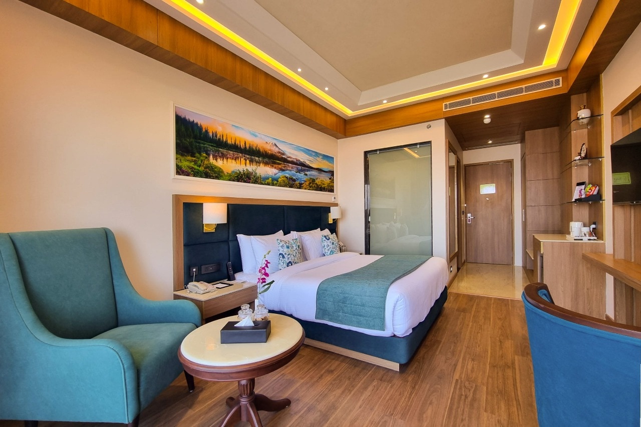 Regenta Place Dalhousie Just 500 meter walkable from Mall Road - Tap to explore photos