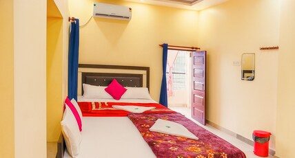 Hotel Dev Kashi Room Type - Family Group Room