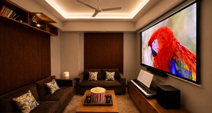 Fun Cozy Studio Apartment Mall View Fast Wifi Free Parking Room Type - Living Room