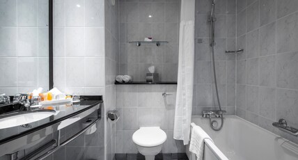 Crowne Plaza BIRMINGHAM NEC Room Type - 1 King Junior Suite