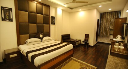 Hotel Parkway Deluxe Room Type - Superior Room