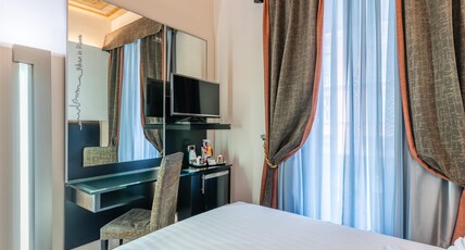 Best Western Plus Hotel Universo Room Type - 1 Double Bed, Small Room, French Bed, Wi-Fi, Coffee And Tea Maker
