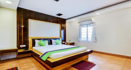 Treebo Sreema - 2.5 Km From Salt Lake Sector V Room Type - Premium Room