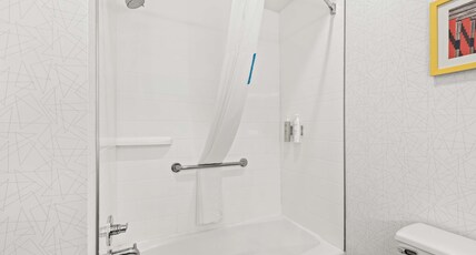 Hampton Inn Longview Room Type - 2 QUEENS W  FRIDGE MICROWV