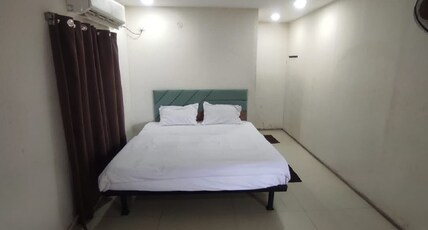 Zova Hotel Room Type - Executive Room