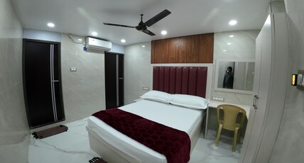 Hotel Balaji Room Type - FAMILY ROOM