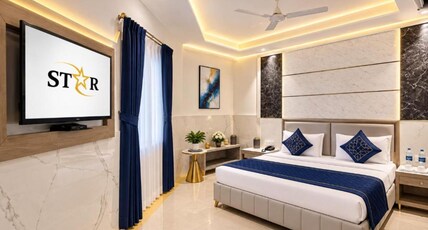 Hotel Delhi 37 by Star Group Room Type - Premium Room With Free Airport Drop Hotel Delhi 37 by Star Group Room Type - Premium Room With Free Airport Drop