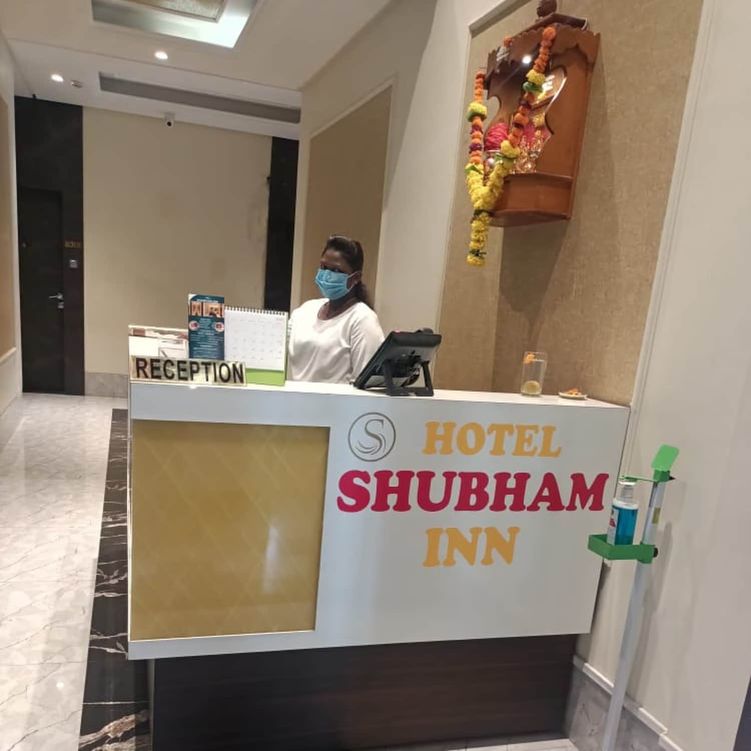 Hotel Shubham Inn Thane, 4 km from Thane Railway Station - Tap to explore photos
