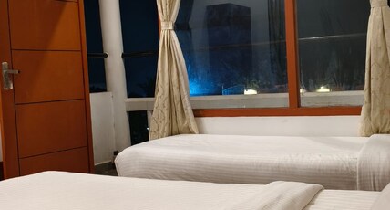La Couronne Room Type - Deluxe Room