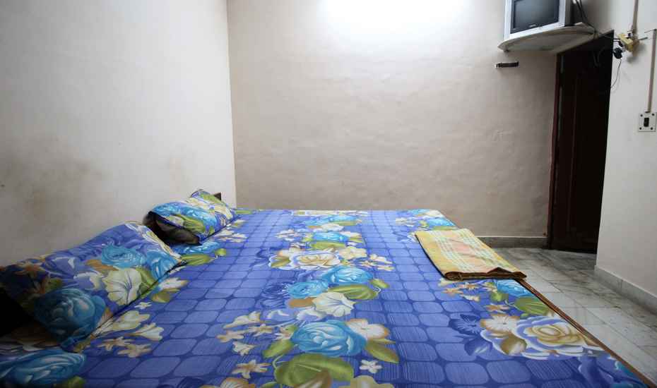 Hotel Panchratan - Tap to explore photos