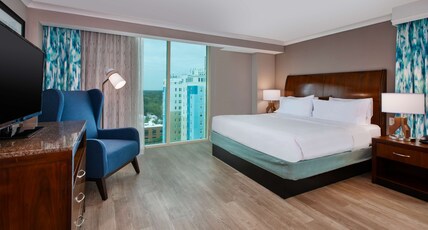 Hilton Garden Inn Virginia Beach Oceanfront Room Type - 1 KING OCEANFRONT LG STE