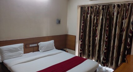 Hotel Sargam, Nagar Road Room Type - Deluxe King Room (AC)