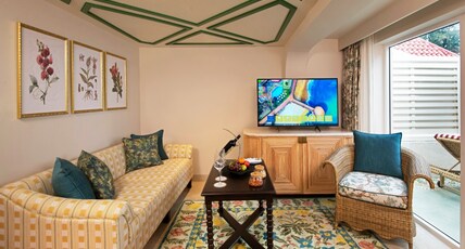 Taj Fort Aguada Resort & Spa, Goa Room Type - Deluxe Sea View Suite