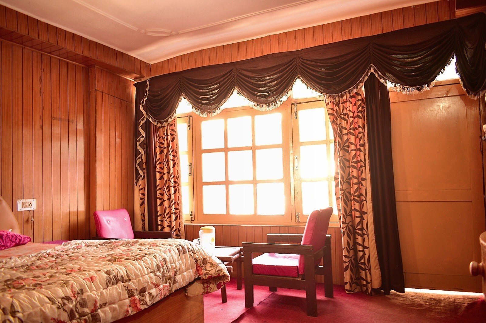 Kashyap Hotel - Tap to explore photos