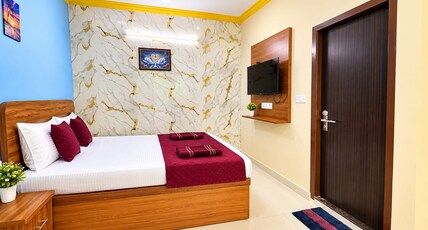 Poonam Grand Room Type - Deluxe Room