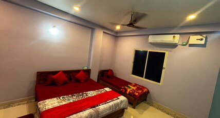 Maruti Guest House Room Type - Suite Room