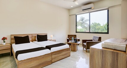 Hotel O SR Farm Room Type - Classic