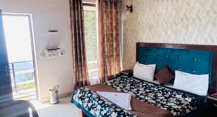 The Pari S World Restaurant Room Type - Deluxe Room