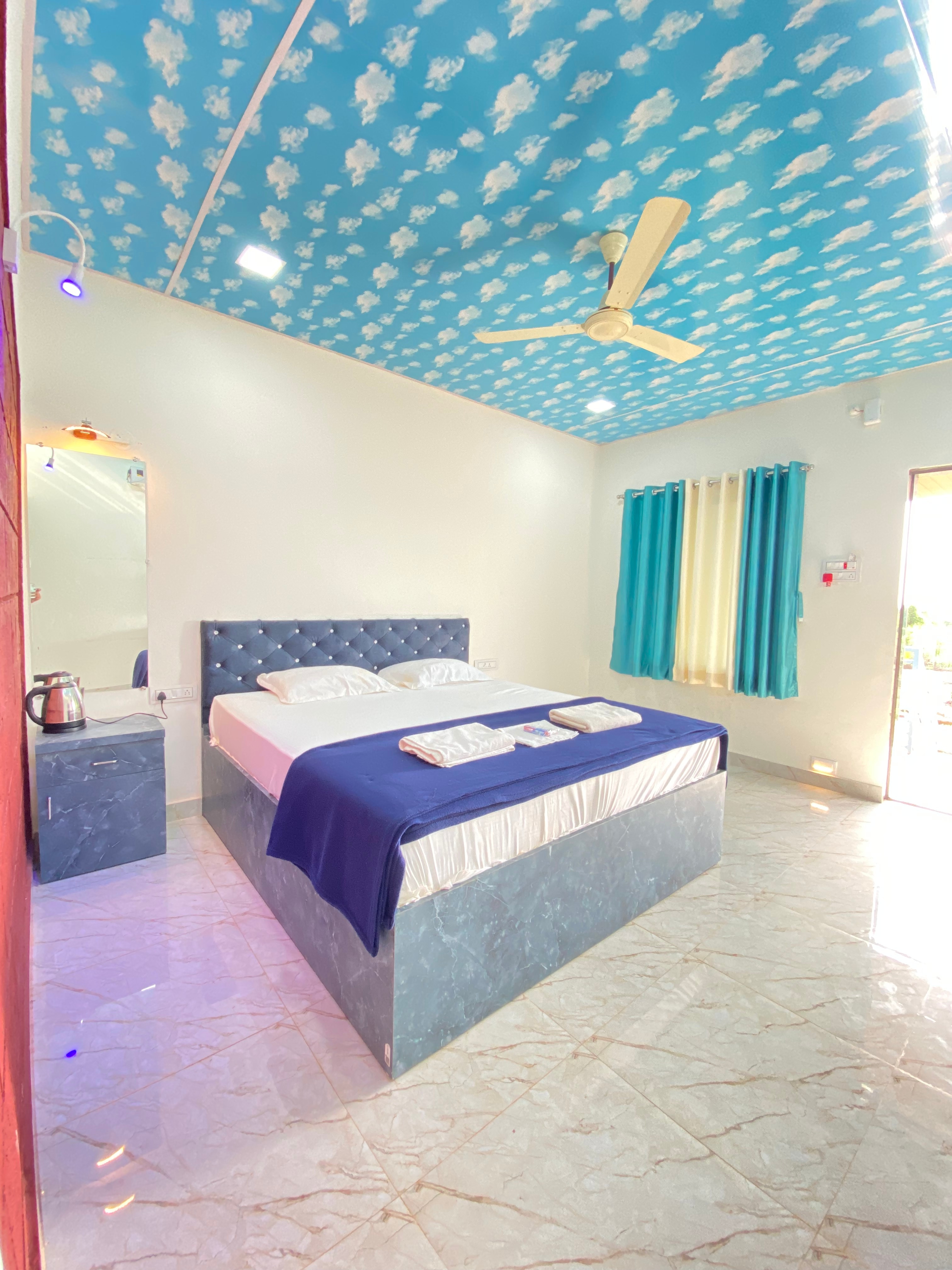 Beach & Hills Resort - Tap to explore photos