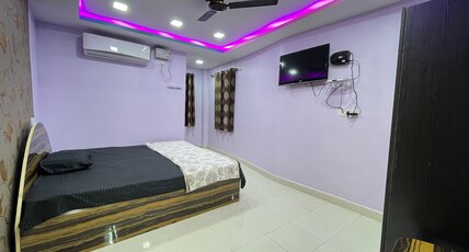 PG Homes || WiFi Rooms  Room Type - Deluxe AC Room