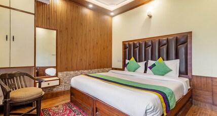 Treebo Greenland, Mall Road Room Type - Standard Room