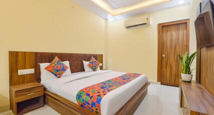 FabHotel Ballyfin Retreat Room Type - Premium room