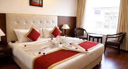 Hotel Mandarin Square Room Type - Premium Room