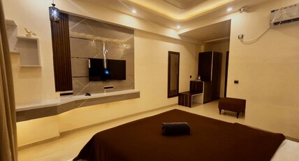 Sri ram group stay Room Type - Bedroom