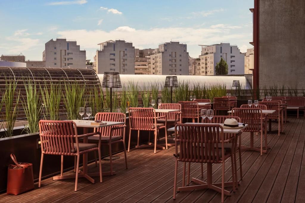 OKKO Hotels Paris la Defense - Tap to explore photos