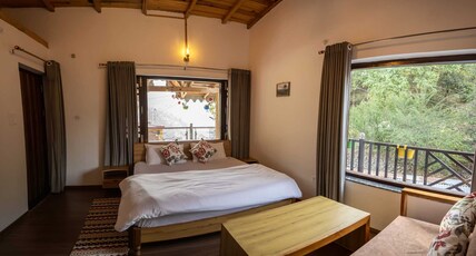 Happy Himalayan Homes Room Type - Deluxe Room with Balcony