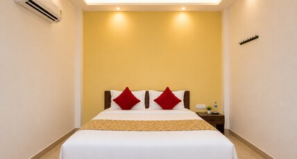 Ayodhya Dham Maa Sushila Hotel Room Type - Deluxe Room