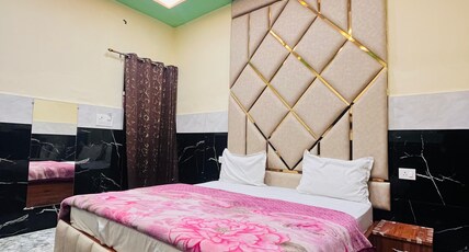 Govind Anand Dham Room Type - Double Bedroom