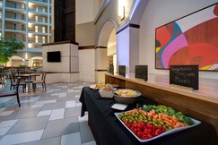 Embassy Suites by Hilton Jacksonville Baymeadows