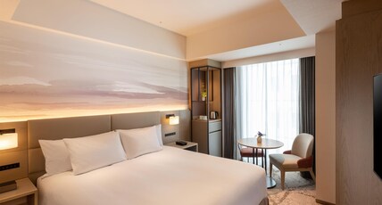 DoubleTree by Hilton Toyama Room Type - KING GUEST FAMILY ROOM