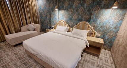 Hotel Casa Aishbagh Room Type - Deluxe Double Room