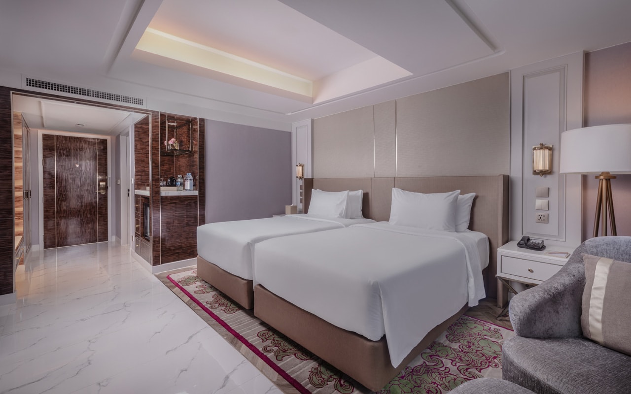 Aira Bangkok Sukhumvit 11 by Kingston Hotels - Tap to explore photos