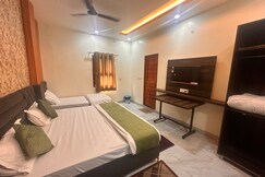 Hotel Shri Chandrawala Stays