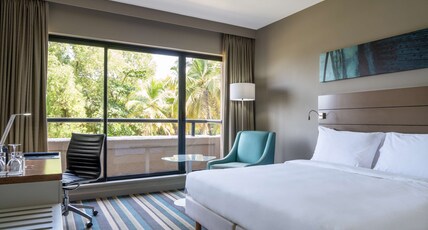 Radisson Blu Mammy Yoko Hotel, Freetown Room Type - Premium Room - Ocean View amp; Balcony