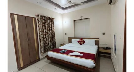 FabHotel Satyam Inn Room Type - Deluxe Room