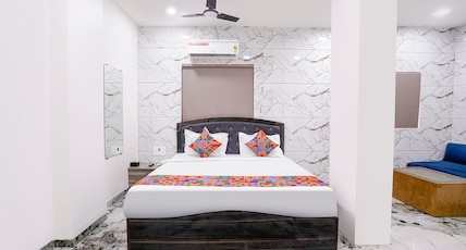 FabHotel Yash Residency II Room Type - Deluxe Room FabHotel Yash Residency II Room Type - Deluxe Room