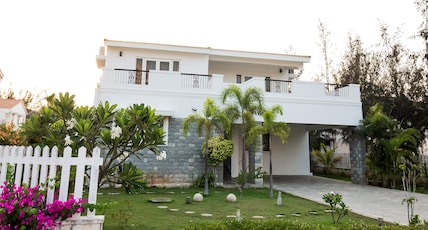 Lush Garden Resort Villa 1 Room Type - Lush Garden Resort Villa 1 Lush Garden Resort Villa 1 Room Type - Lush Garden Resort Villa 1