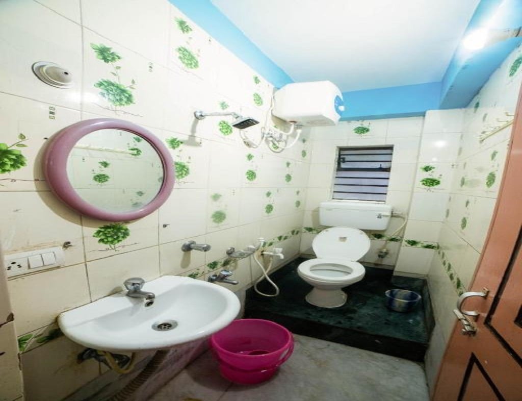 Tirupati Lodge pvt ltd - Tap to explore photos